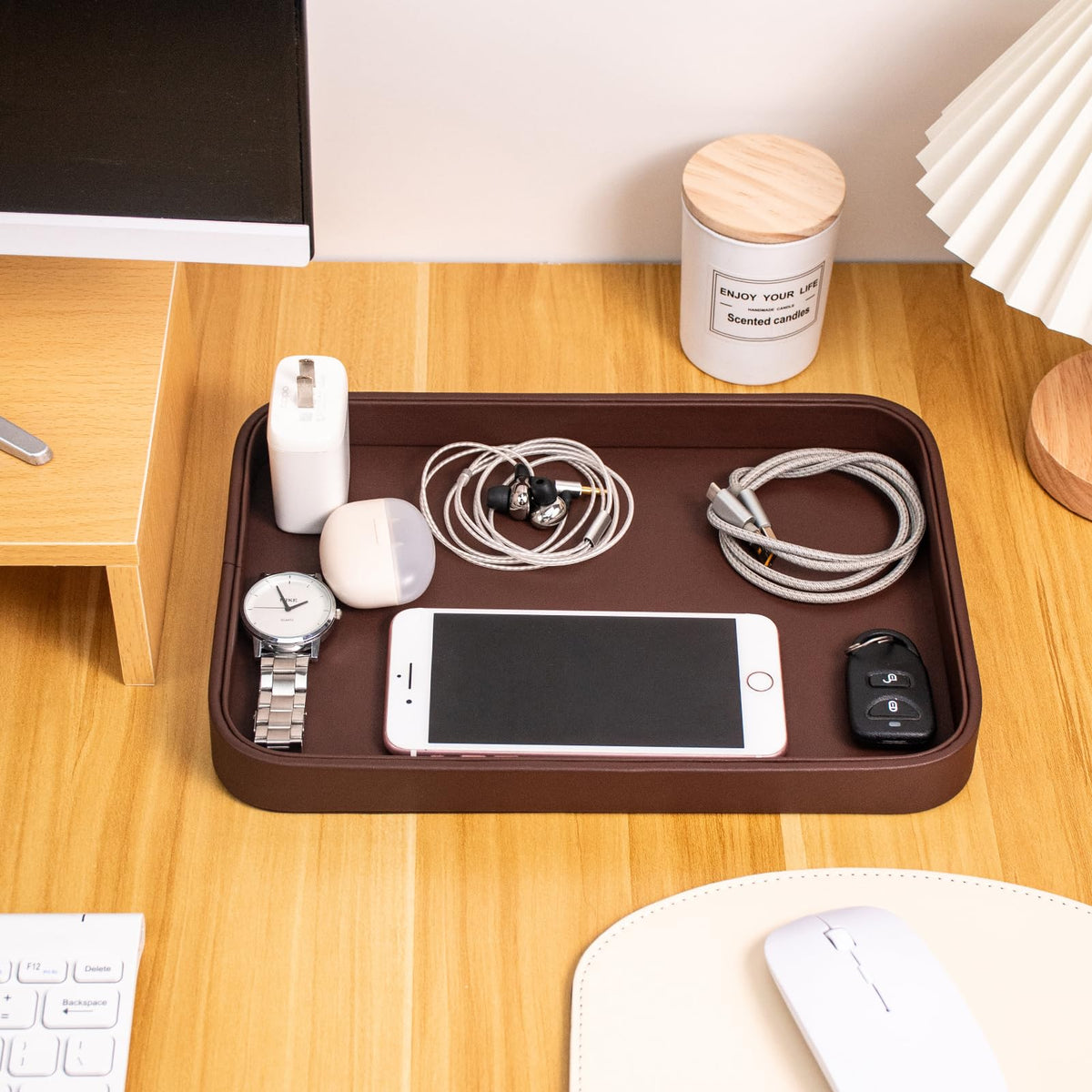 SANQIANWAN Faux Leather Valet Tray for Men Nightstand Bedside Entry Table Tray Catchall Tray for Keys,Wallet,Phone,Watch,Jelwery and Coin Gift for Dad Husband Boyfriend Uncle (Brown)