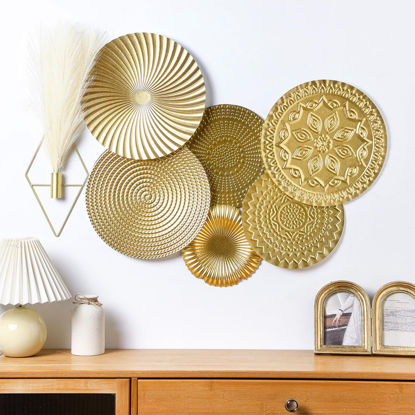 Wesiti 9 Pcs Gold Metal Wall Art Set Hanging Planters with Artificial Pampas Grass Modern Boho Wall Decor Set for Living Room Bedroom Bathroom Office