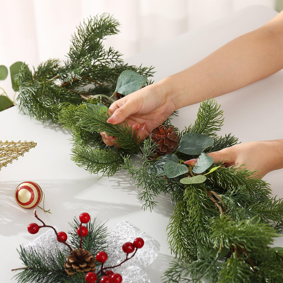 XunYee 6 Feet Christmas Cedar Garland, Realistic Pine Needles Garland with Cones and Eucalyptus Leaves, Artificial Greenery for Mantle, Stair, Doorway, or Xmas Holiday Decoration