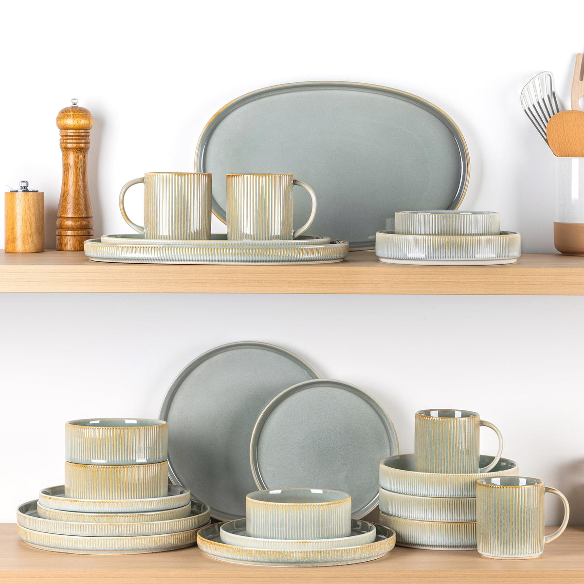 theterra Ceramic Serving Platter, 15.6"/14.4"/12.2" Oval Serving Dishes for Entertaining, Oven Safe, Microwave Safe, Serving Plates Set of 3 for Wedding, Party, Turkey, Desert Sage
