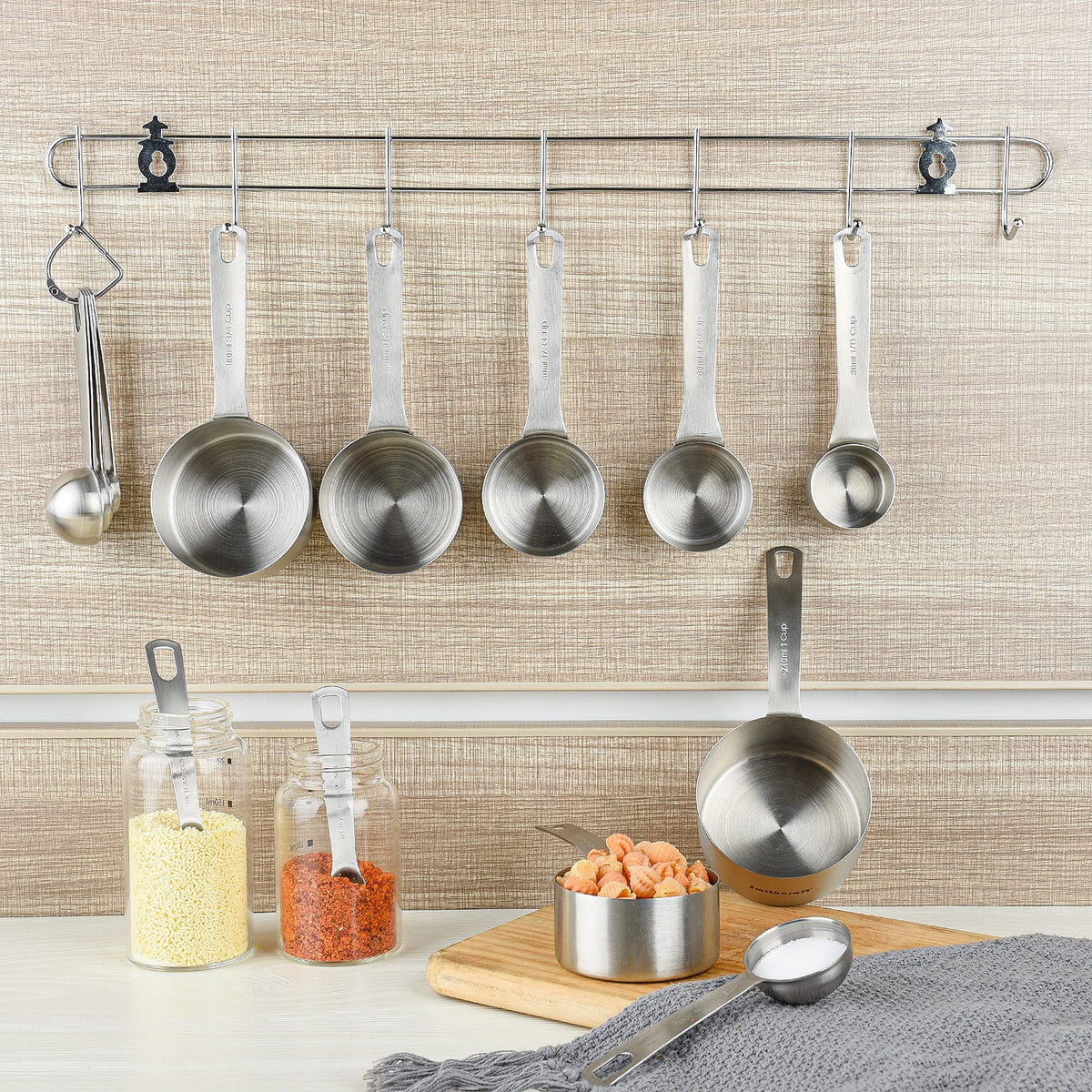 Smithcraft Measuring Cup Set of 8, 18/8 Stainless Steel Measuring Cups for Kitchen & Baking, Heavy Duty Metric & US Measure Cups Set with 2/3 Cup & 3/4 Cup Meaure Cups