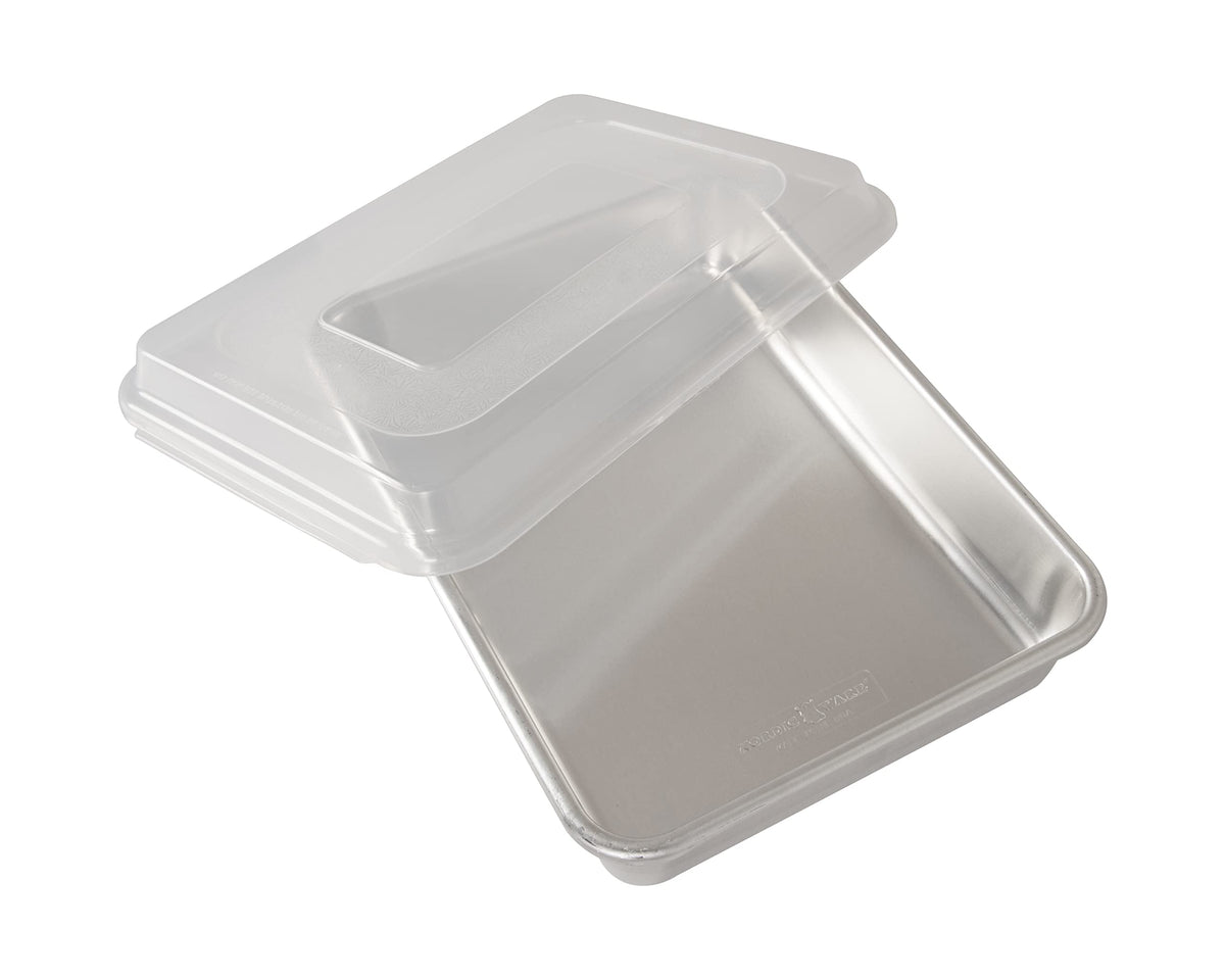 Nordic Ware Natural Aluminum Commercial Cake Pan with Lid, Rectangle Pan with Lid Silver, 9 x 13