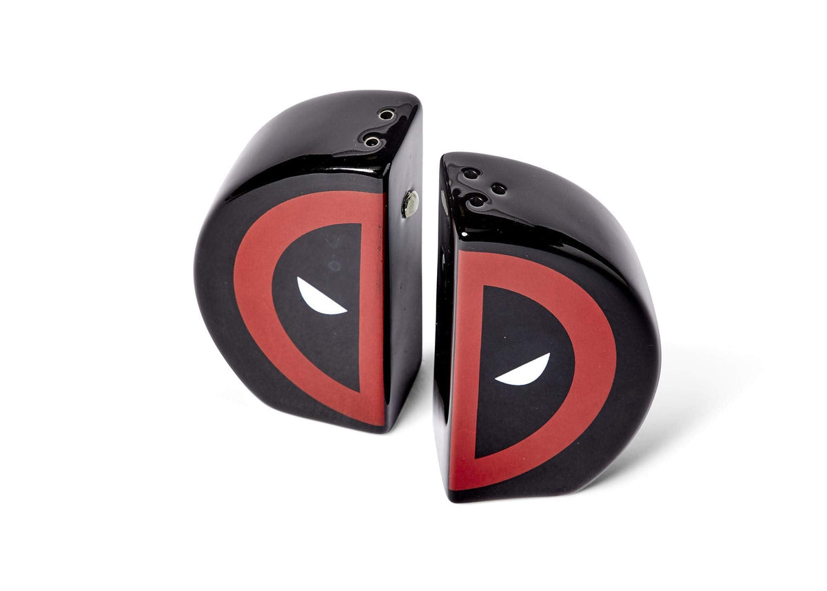 Marvel Deadpool Salt and Pepper Shaker Set - Novelty Red & Black Ceramic Shakers - Cute Kitchen & Table Accessories - Funny Seasoning Holder - Home Cooking Items - Superhero Movie & Comic Stuff Gifts