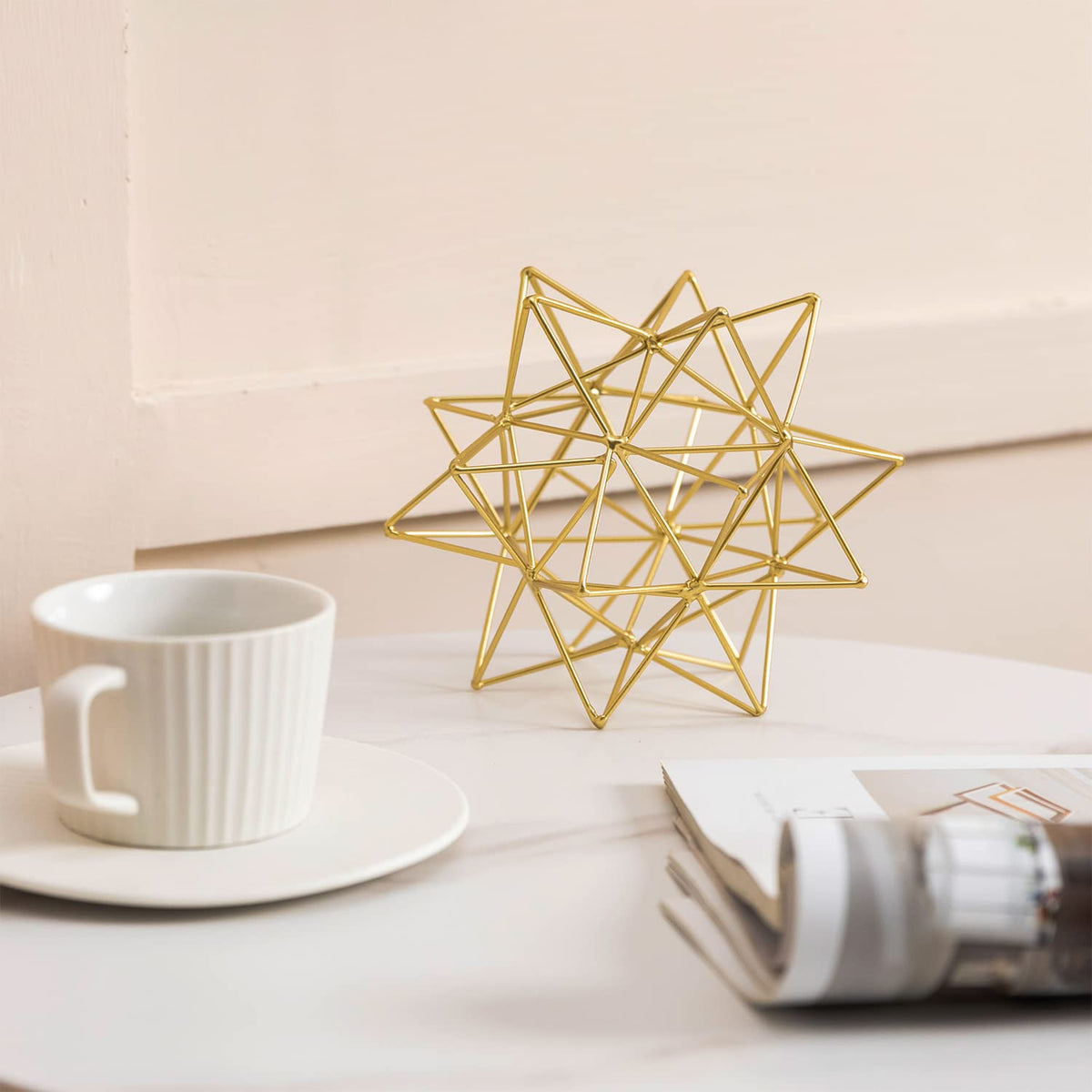YiLifebes Metal Geometric Table Top Decor, 3D Metal Geometric Sculpture, Gold Abstract Sculpture for Home Decor, Table Art Decorations for Home, Living Room, Office, Bedroom