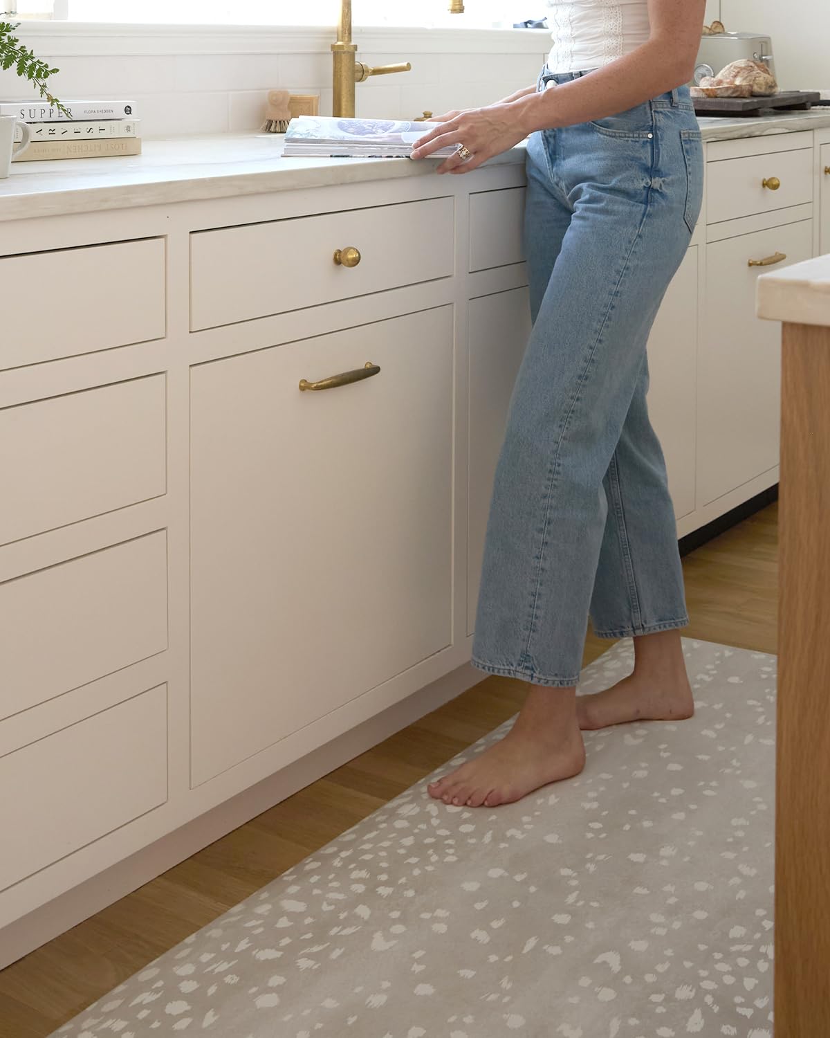 House of Noa Nama Standing Mat – Anti-Fatigue Kitchen Mats for Floor, Cushioned & Non-Slip Kitchen Comfort Mat for Standing, Thick Foam Anti-Fatigue Mat for Kitchen & Workspaces, Fawn Shea 22" x 54"