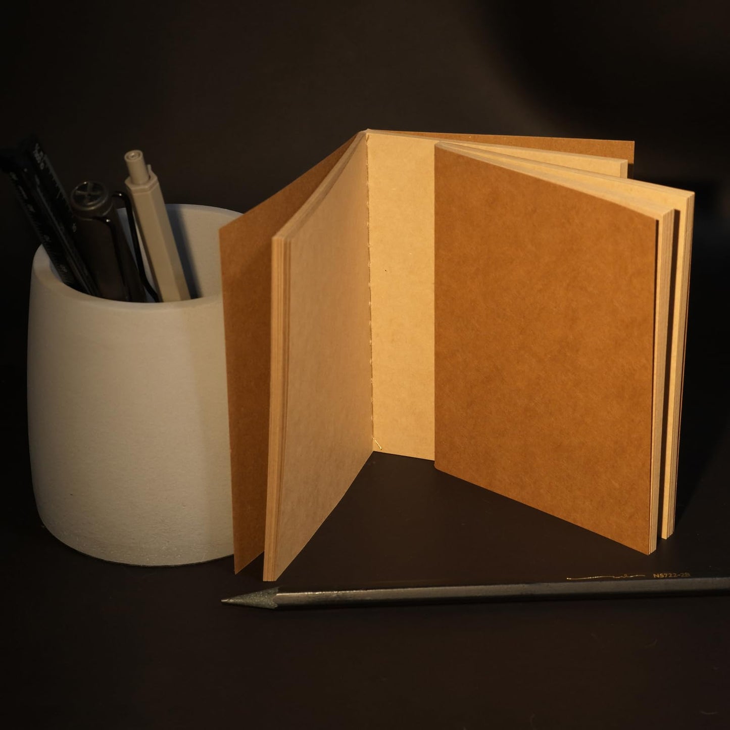 SUNUU Blank Passport Size Travelers Notebook Inserts,Lightweight Journal with Kraft Paper Covers,4.92’’x3.54’’(12.5 cm x 9cm),100 gsm Paper,6 Thread-sewn notebook/384 Pages,Kraft Inner Pages