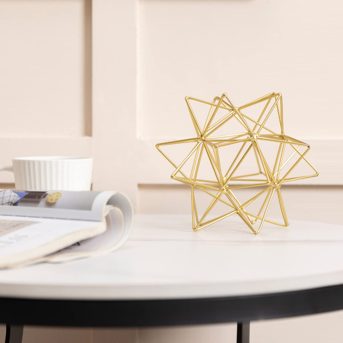 YiLifebes Metal Geometric Table Top Decor, 3D Metal Geometric Sculpture, Gold Abstract Sculpture for Home Decor, Table Art Decorations for Home, Living Room, Office, Bedroom
