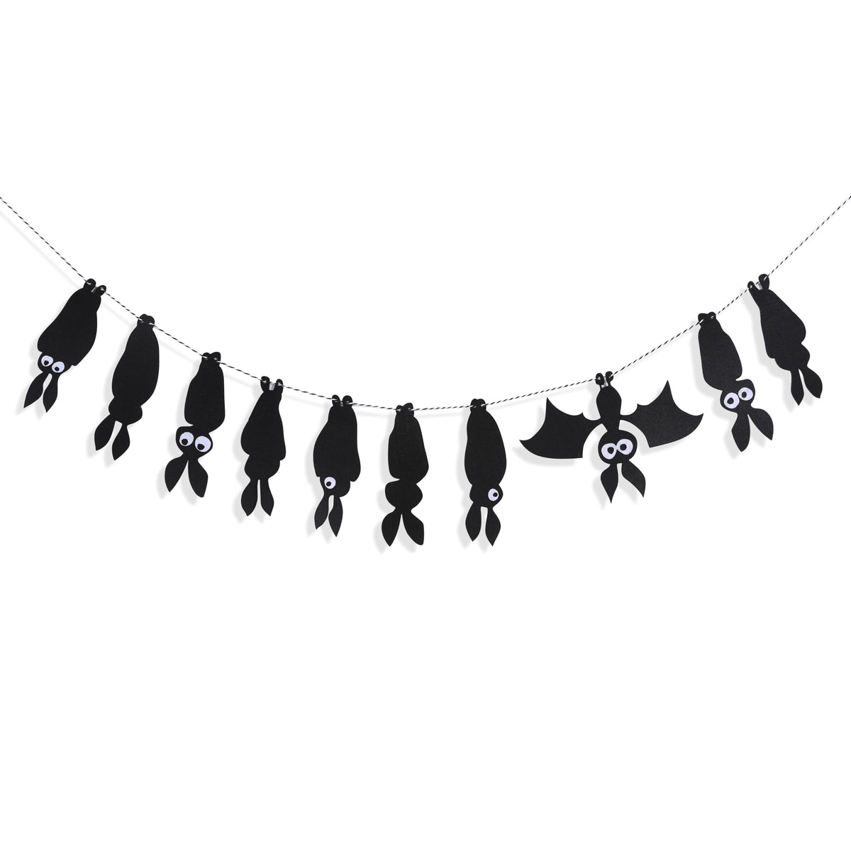 Felt Bat Garland - Halloween Black Bat Banner, Gothic Party Decor, Hanging Bat Mantel Bunting, Spooky Garland for Fireplace Mantle Walls