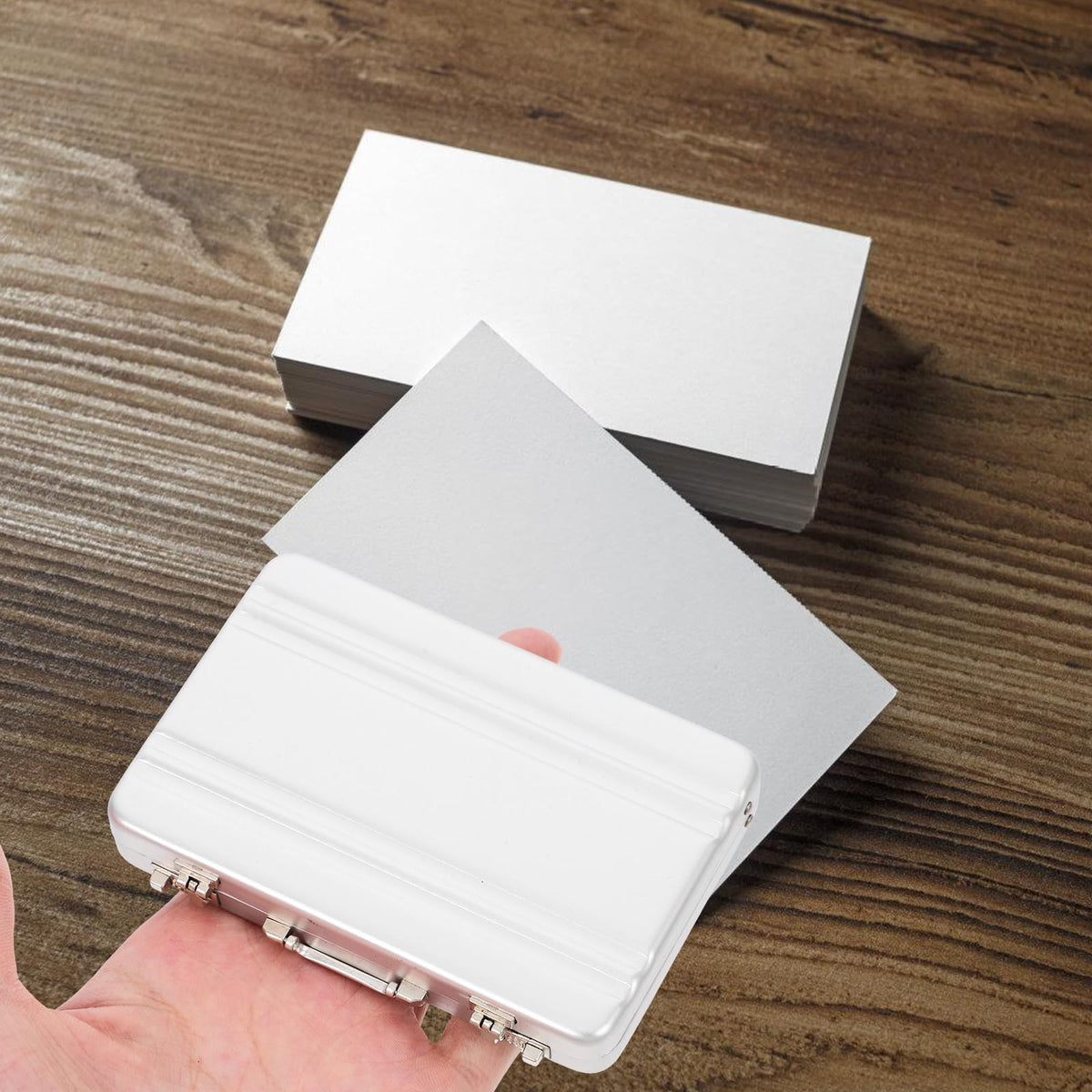 Tofficu Business Card Holder, Aluminum Alloy Name Card Case with Handle, Mini Metal Briefcase Organizer for Business Meetings And Events Storage Men（sliver）