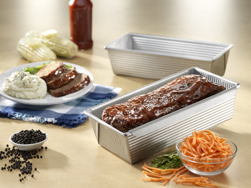 USA Pan Bakeware Aluminized Steel Meat Loaf Pan with Insert