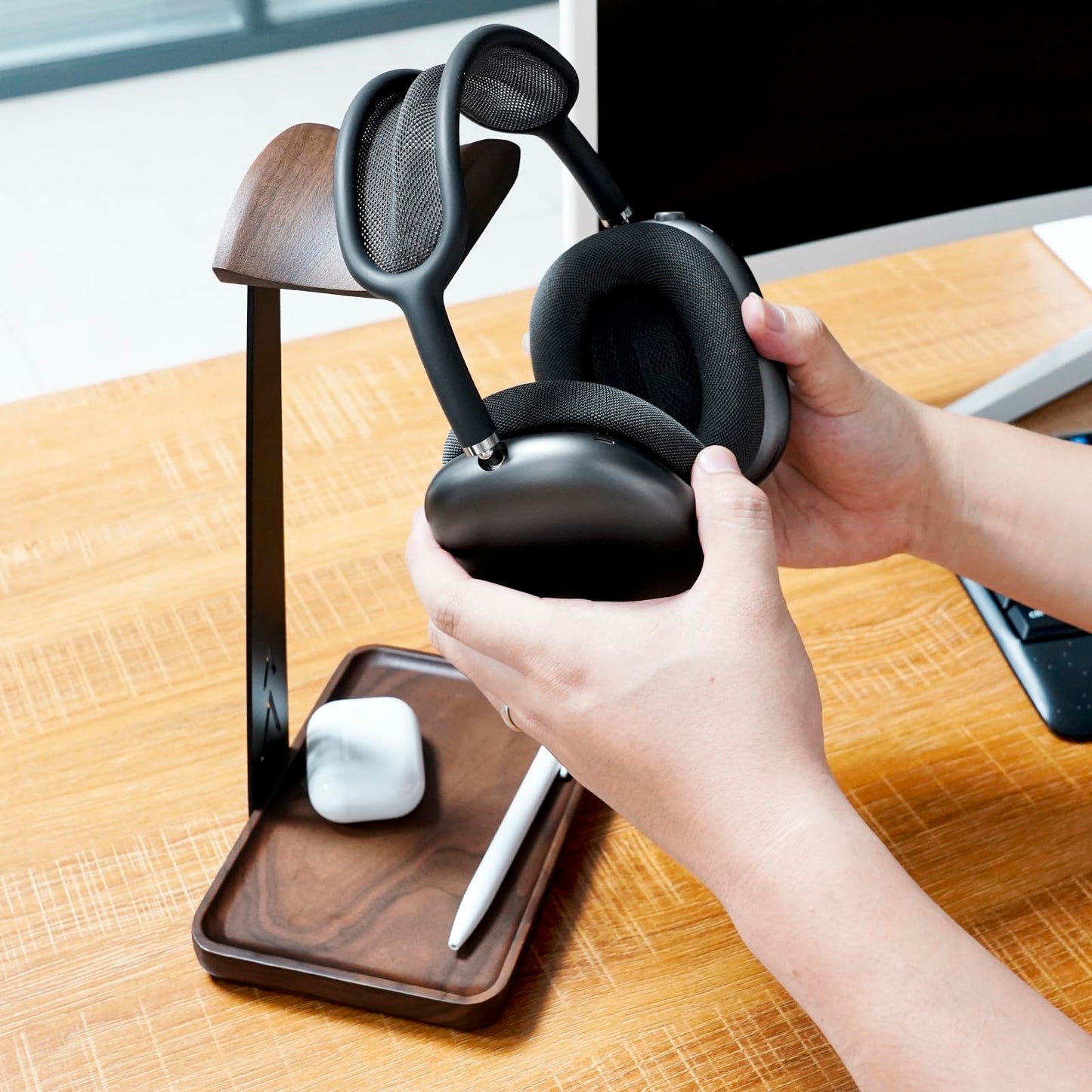 GEVO Walnut Headphone Stand, Wood Headset Stand for Desk, Universal Headphone Holder Gaming Headset Rack with Storage Base Compatible for AirPods Max, Bose, Razer, Sennheiser, Jabra, JBL, AKG