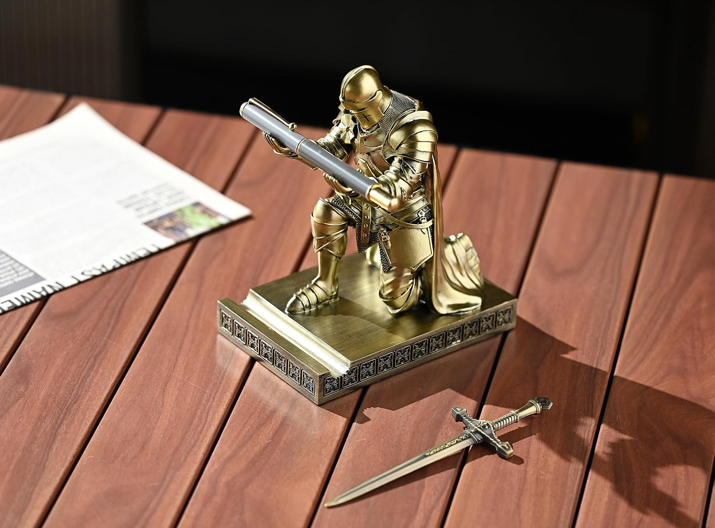 Amoysanli Medieval Armored Warrior Wearing Outerwear, Mobile Phone Stand Knight Pen Holder Desk Organizers, Resin Bookends Paperweight with a Letter Opener for Desk (Bronze)