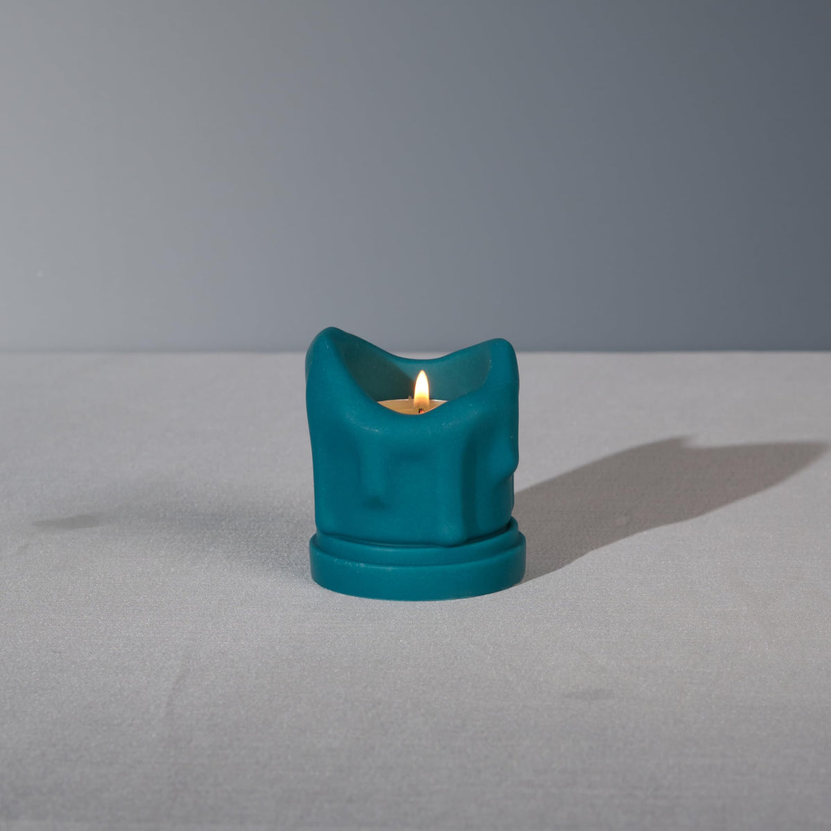 ICNBUYS Handcrafted Tealight Candle Holder Designed as a Melting Candle; Handmade Tea Light Candle Holder; Bathroom, Living Room Mantel, Entryway, Buffet and Dining Table Decoration Peacock Blue