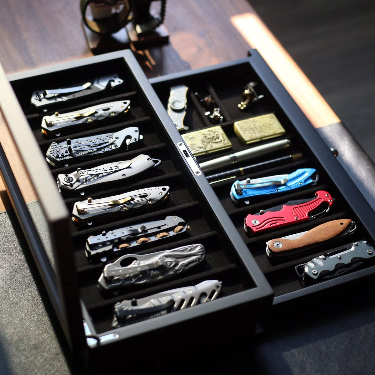 Besforu Pocket Knife Display Case for men collection holder 15-17 folding knife with Walnut Finish Two-Tier Knife organizer storage box with Real Glass Window Top (ebony veneer with draw)