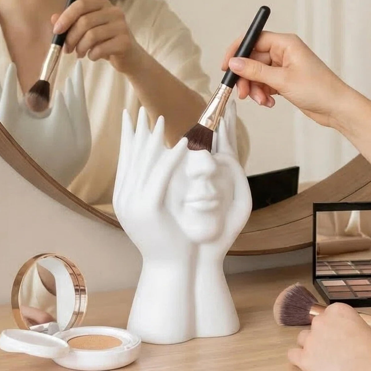 Abstract Human Body Art Tabletop Sculpture Makeup Brush Holder & Office Desk Pen Holder, Multi-Use Home Office Desk Decor, White Face Figurine Gift for Women Men