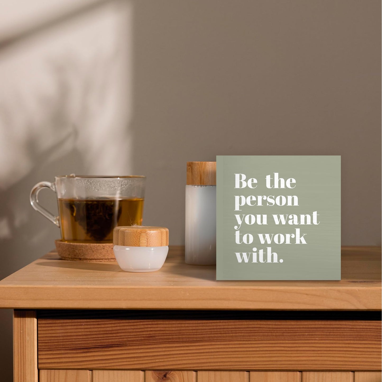 Luipk Be The Person You Want to Work With Inspirational Wood Box Sign Desk Decor 5X5, Teamwork Motivational Green Wooden Block Sign Decorations for Home Office Workplace Wall Tabletop Shelf