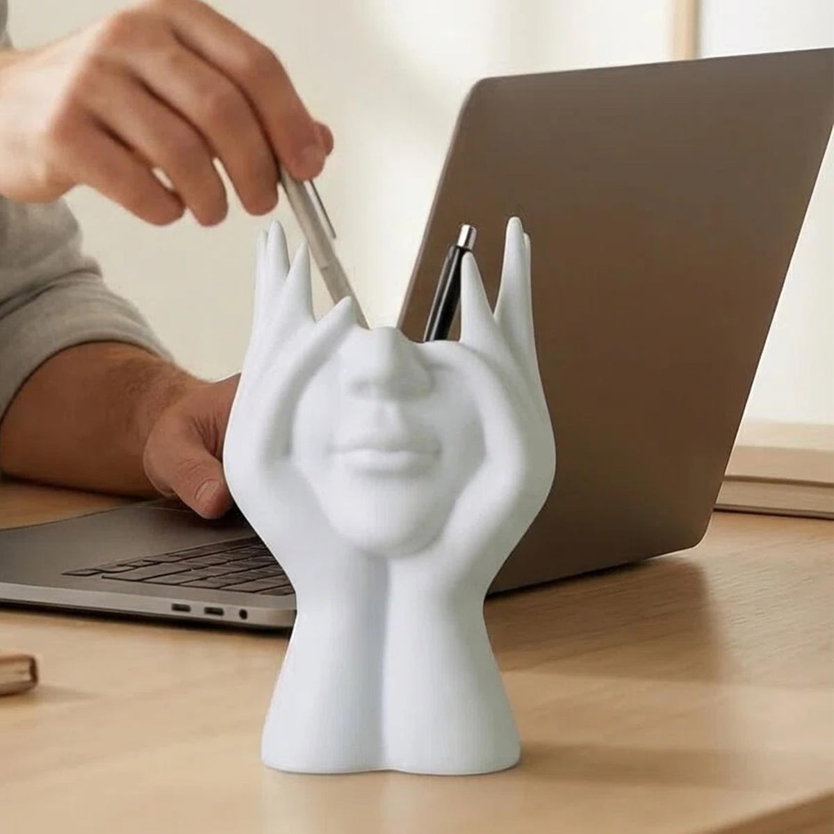 Abstract Human Body Art Tabletop Sculpture Makeup Brush Holder & Office Desk Pen Holder, Multi-Use Home Office Desk Decor, White Face Figurine Gift for Women Men