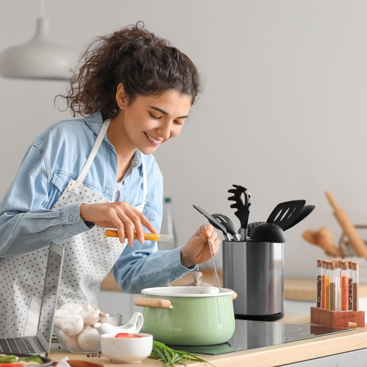 Haiyouneer Kitchen Utensil Holder for Countertop 360° Rotating Utensil Caddy Extra Large Utensil Crock Cooking Utensil Holder for Kitchen Counter
