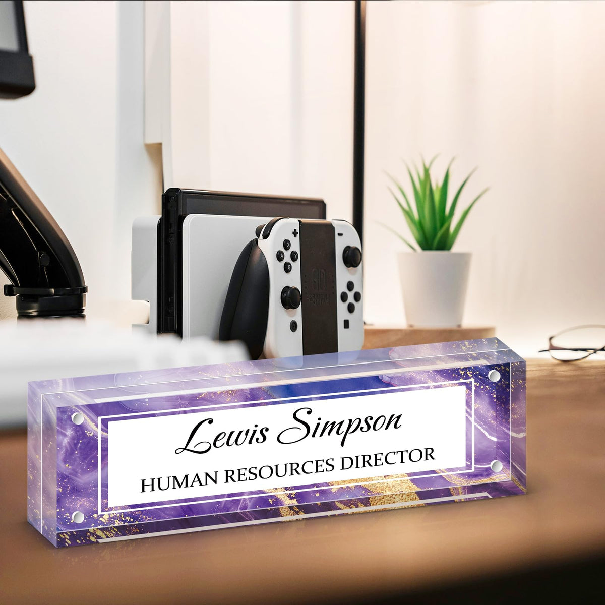 HETOOSHI Desk Name Plate Personalized, Desk Double sided pattern Name Plate Personalized Office Desk Decor for Women and Men , Teacher Nurse Boss Employee Appreciation Gifts (Purple marble, fixed pattern)