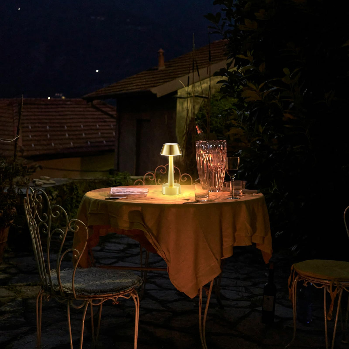 2 Pack Small Cordless Table Lamp, Battery Operated Gold Lamp for Restaurant Dinner Table, Rechargeable 3-Way Dimmable Touch Light Portable Metal Night Light for Bedside Dining Room Patio Bar Outdoor