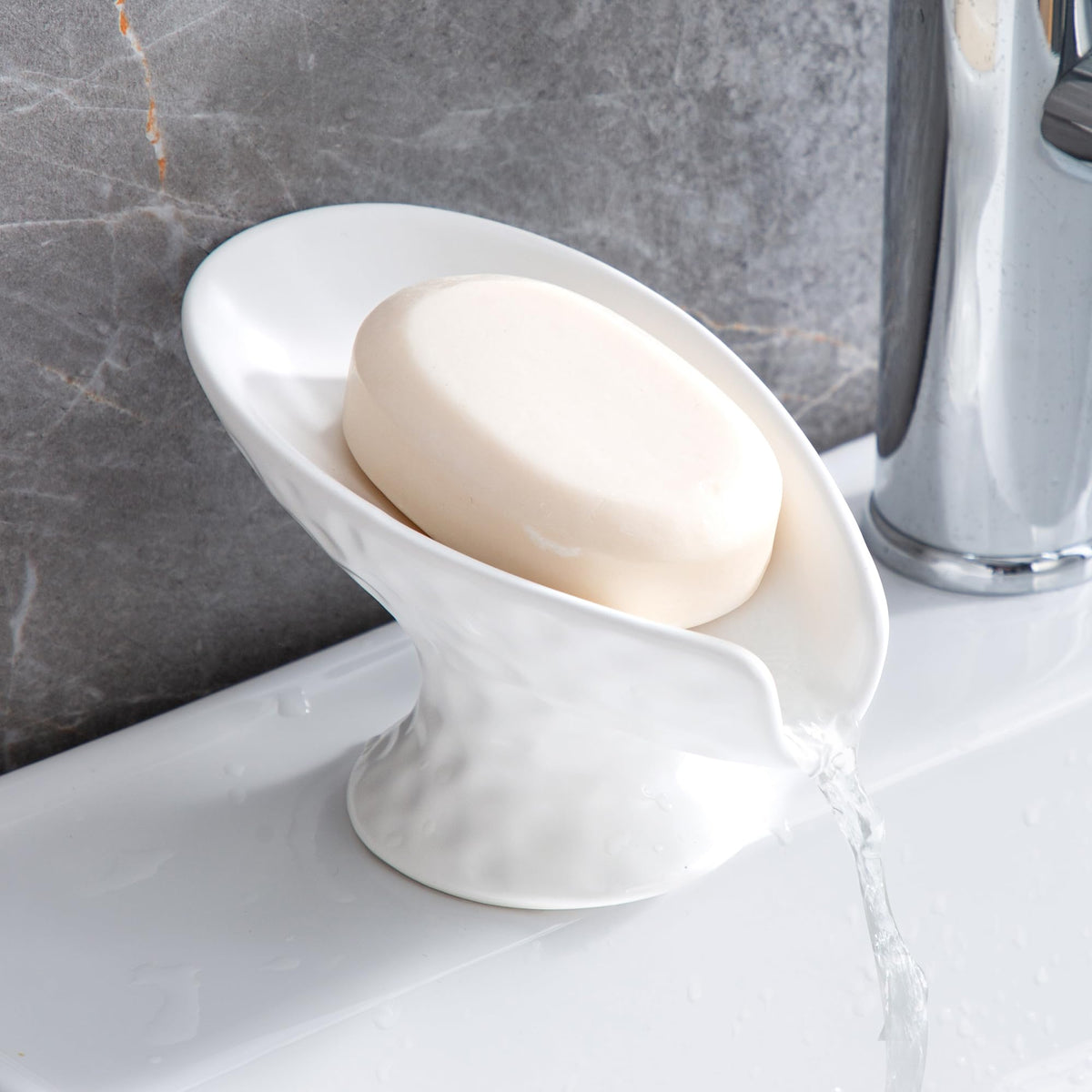 Self Draining Soap Dish,Soap Dish for Shower,White Ceramic Soap Holder for Bathroom Kitchen Shower Keeps Soap Dry, Easy to Clean(Matte White)