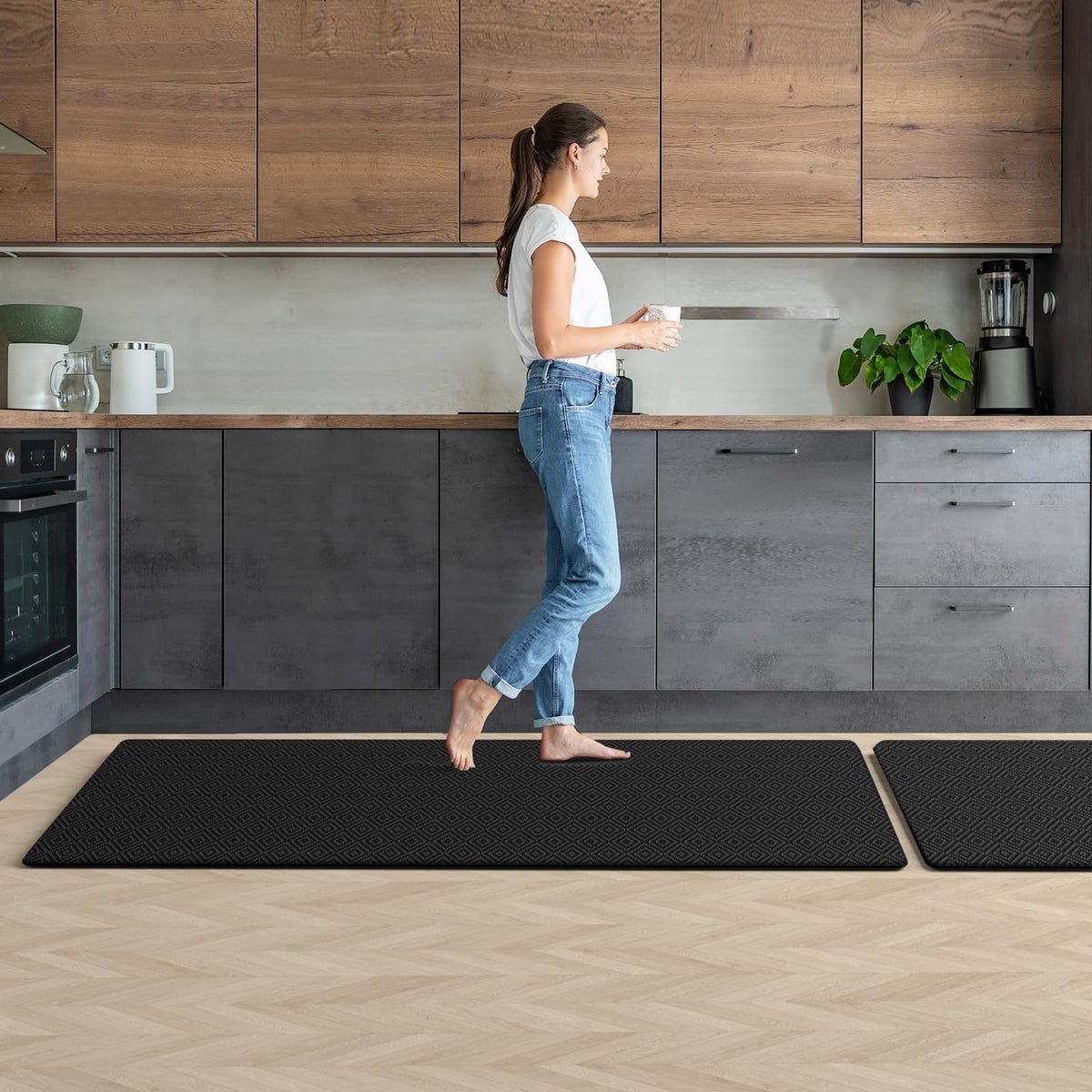 Mattitude Kitchen Mat 2PCS Kitchen Rugs Cushioned Anti-Fatigue Rug Waterproof Standing Desk Mat Kitchen Mats for Floor Kitchen Rug Set for Kitchen, Sink, Office 17.3"×30"+17.3"×59" Black