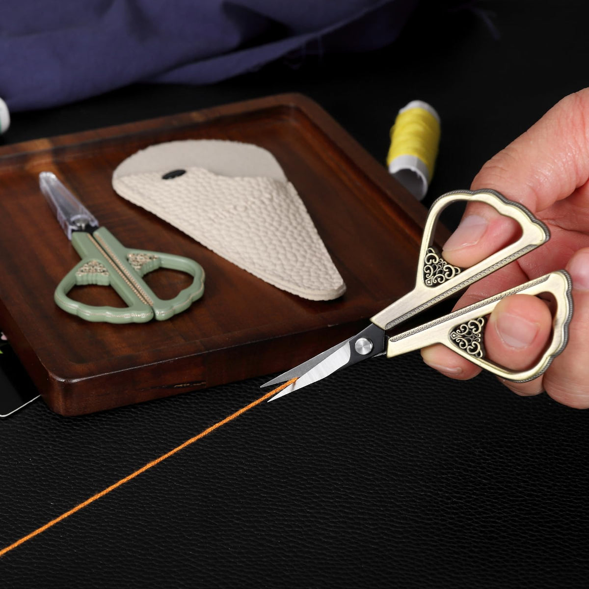 HITOPTY Precision Detail Scissors, Little Sharp Scissor with Cover, Mini Sewing Shears for Craft Needlework Art Work Thread Paper Cutting
