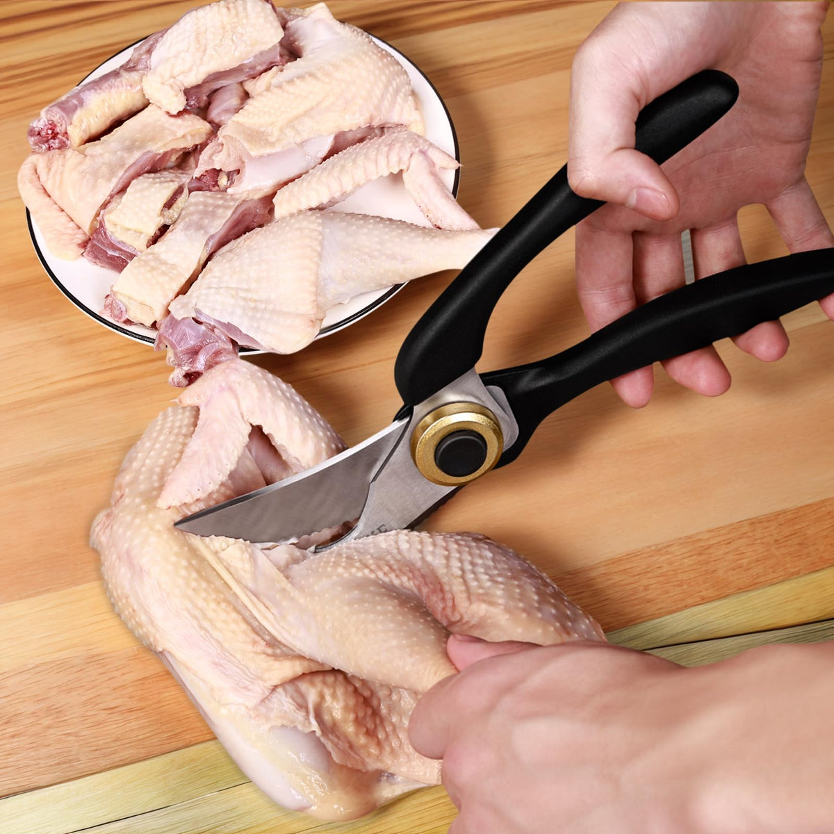 Multifunctional, Heavy-Duty, Large Kitchen Scissors with Non-Slip Handle and Auto Unlock Feature – Ideal for Cutting Meat, Poultry, Roasts, Turkey, and Fish – Essential Everyday Kitchen Tool.
