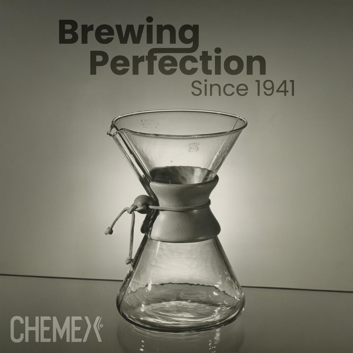 Chemex Pour-Over Glass Coffeemaker - Classic Series - 6-Cup - Exclusive Packaging