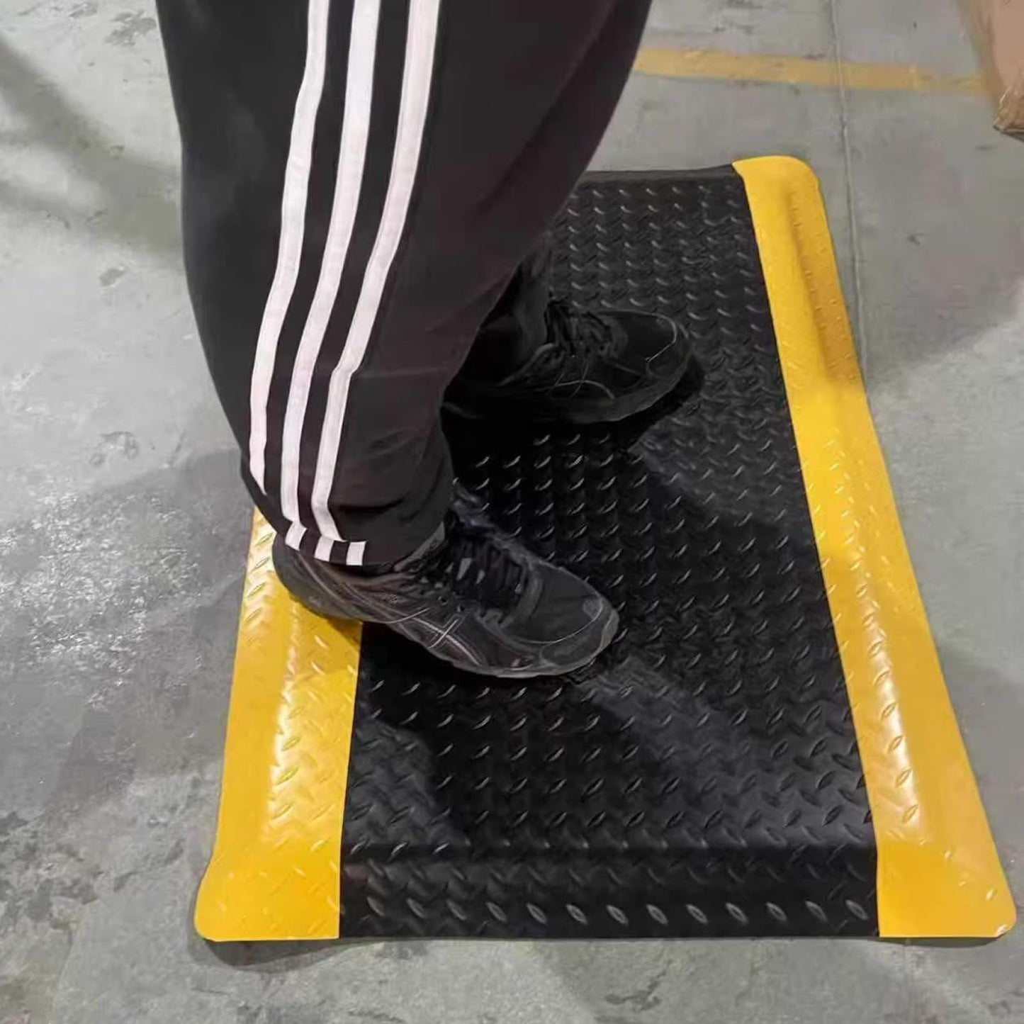 ISXACFF Anti Fatigue Mats Industrial 2' x 6' 15/16" Thick Ergonomic Standing Mat Commercial Kitchen Mat Heavy Duty Diamond Plate Shop Floor Mats Helps Relieve Back and Leg Soreness