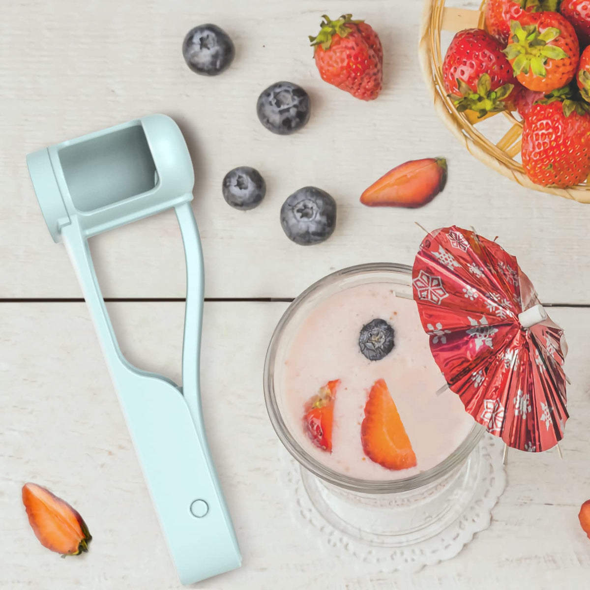 WhiteRhino Grape Cutter Grape Slicer for Toddlers Baby,Grape Cherry Tomato Strawberry Cutter Quarter Slicer tool For Vegetable Fruit Salad Cake Decoration,Stainless Steel kitchen Gadget Fruit cutter