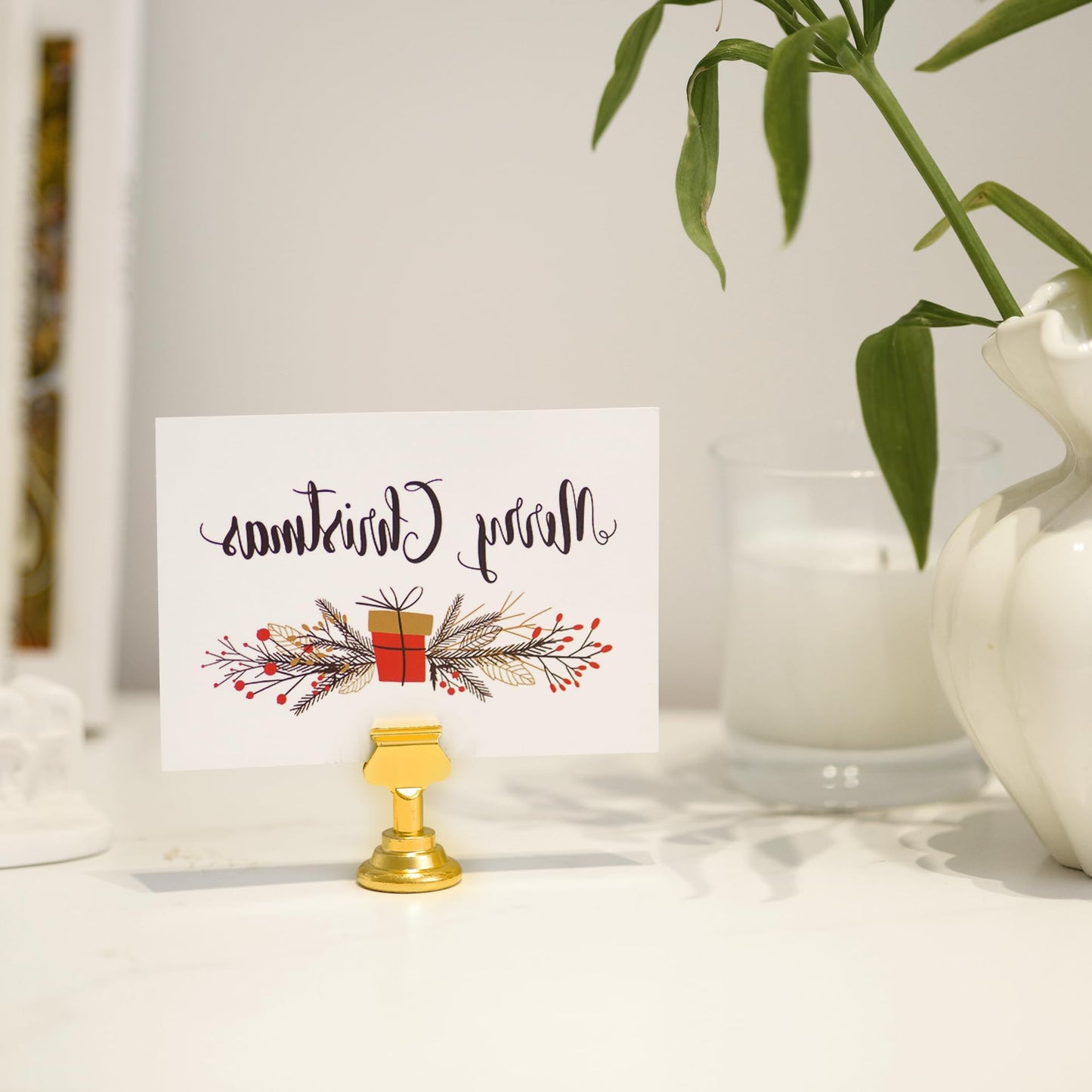 ERYTLLY 36 PK Place Card Holders 1.7 inches Table Card Holder Steel Card Holders for Weddings,Birthdays,Photos, Memo Notes, Restaurants (Gold 36PK)