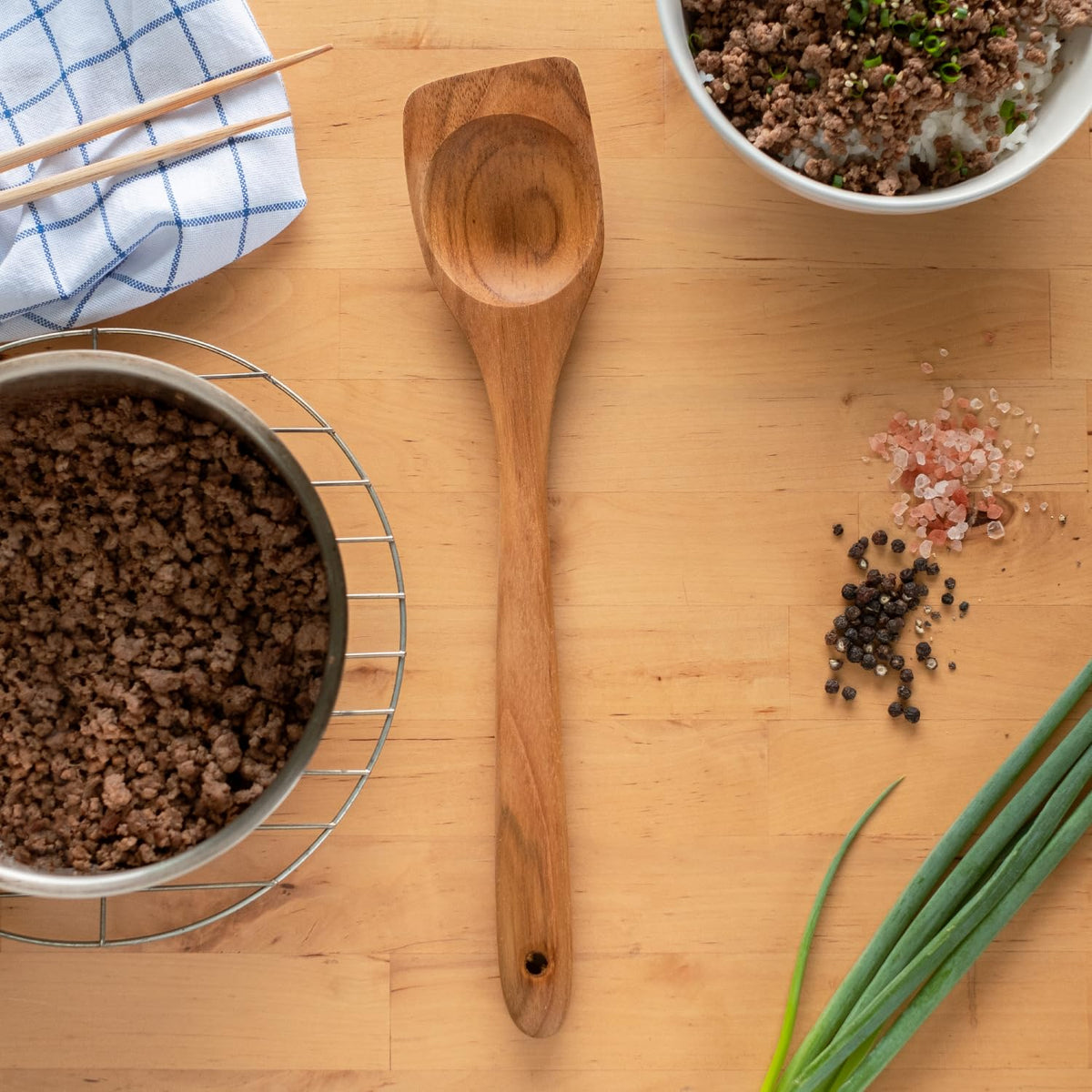 FAAY Right Hand Chopper, Wooden Spoon - Spatula, Break Up Ground Beef Utensils Made from High Moist Resistance Teak Wood for Non Stick Cookware. (Right Hand Chopper)