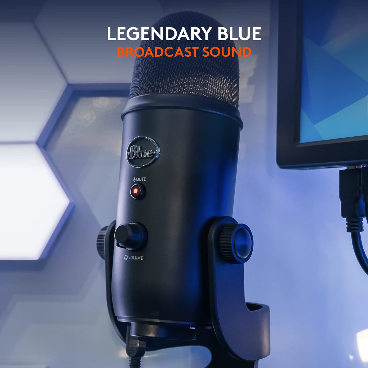 Logitech Creators Blue Yeti USB Microphone for PC, Mac, Gaming, Recording, Streaming, Podcasting, Studio and Computer Condenser Mic with Blue VO!CE effects, 4 Pickup Patterns, Plug and Play - Blackout
