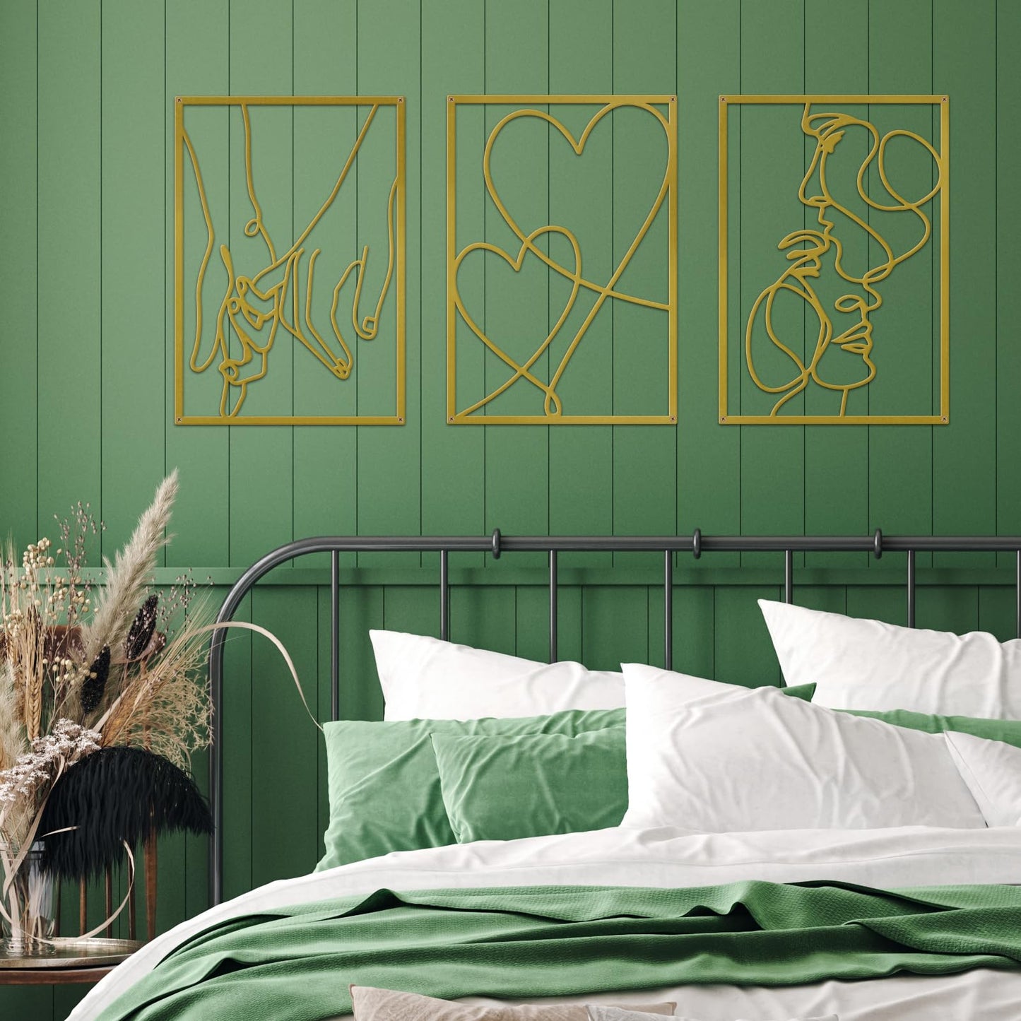 ESTART 3 Pieces Metal Minimalist Line Wall Art, Valentine's Day Lover Kiss Hand Metal Wall Decor, Aesthetic Modern Home Hanging Wall Art Decor for Bedroom Bathroom Living Room (Gold)