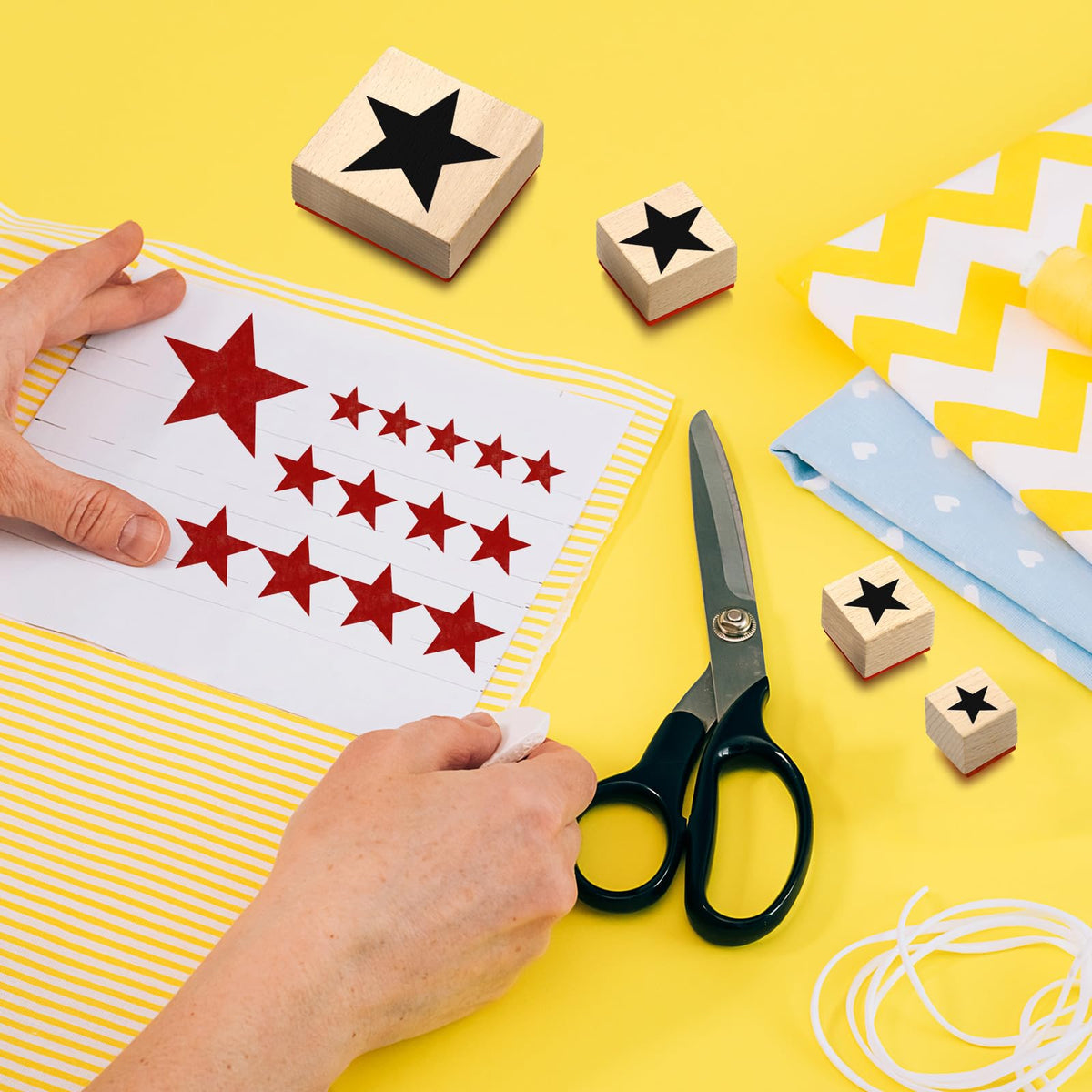 Tinlade 4 Pcs Five-Pointed Star Teacher Rubber Stamp 20/25/35/60 mm 4 Sizes 4th of July Rubber Stamp for Grading DIY Wedding Invitations Letters Gifts