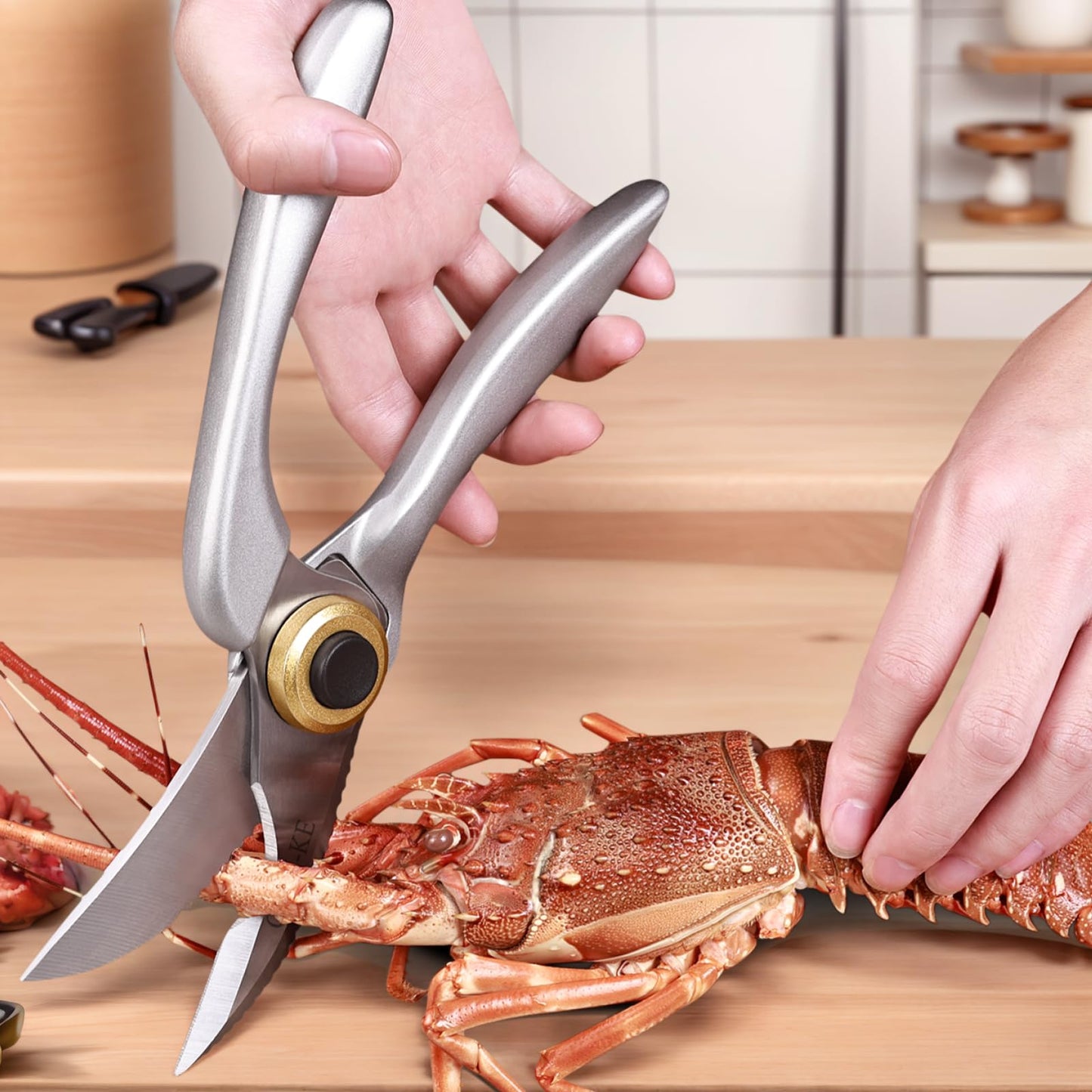 Multifunctional, Heavy-Duty, Large Kitchen Scissors with Non-Slip Handle and Auto Unlock Feature – Ideal for Cutting Meat, Poultry, Roasts, Turkey, and Fish – Essential Everyday Kitchen Tool.
