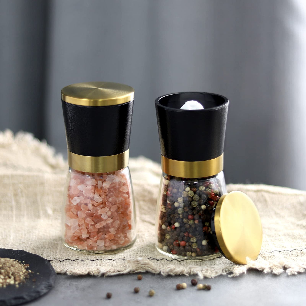 VEVOK CHEF Gold Salt and Pepper Grinder Set Stainless steel Salt and Pepper Mill Set Ceramic Adjustable Coarseness Spice Grinder Refillable Sea Salt Shaker Home Kitchen Decor