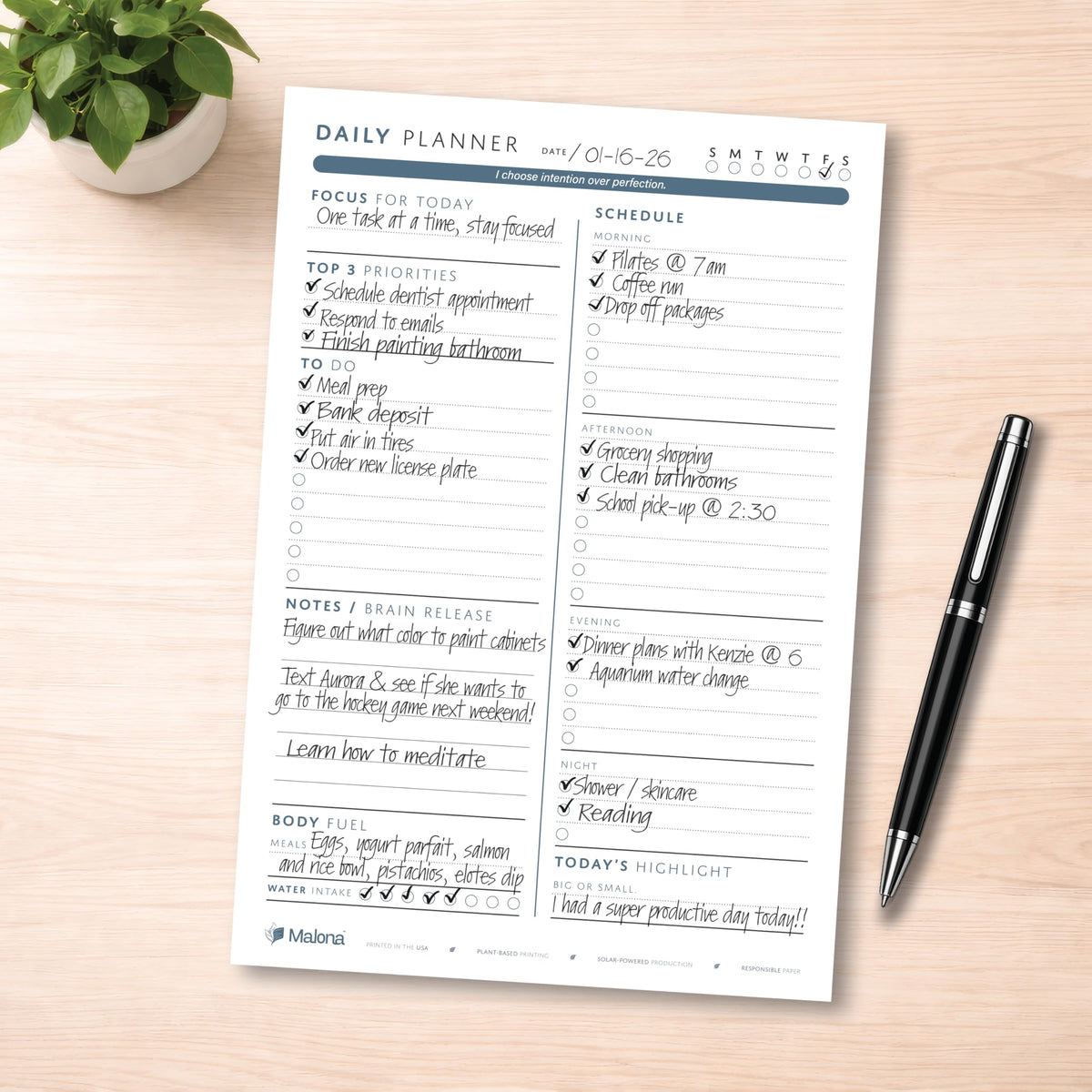Daily Planner Notepad - ADHD Friendly and College Friendly Productivity Planner - Undated Sheets - Time Blocking Planner with Schedule, Top 3 Priorities, To Do List and Notes - Unique Daily Motivating Quotes - Water Intake and Meal Tracker - Desk Planning