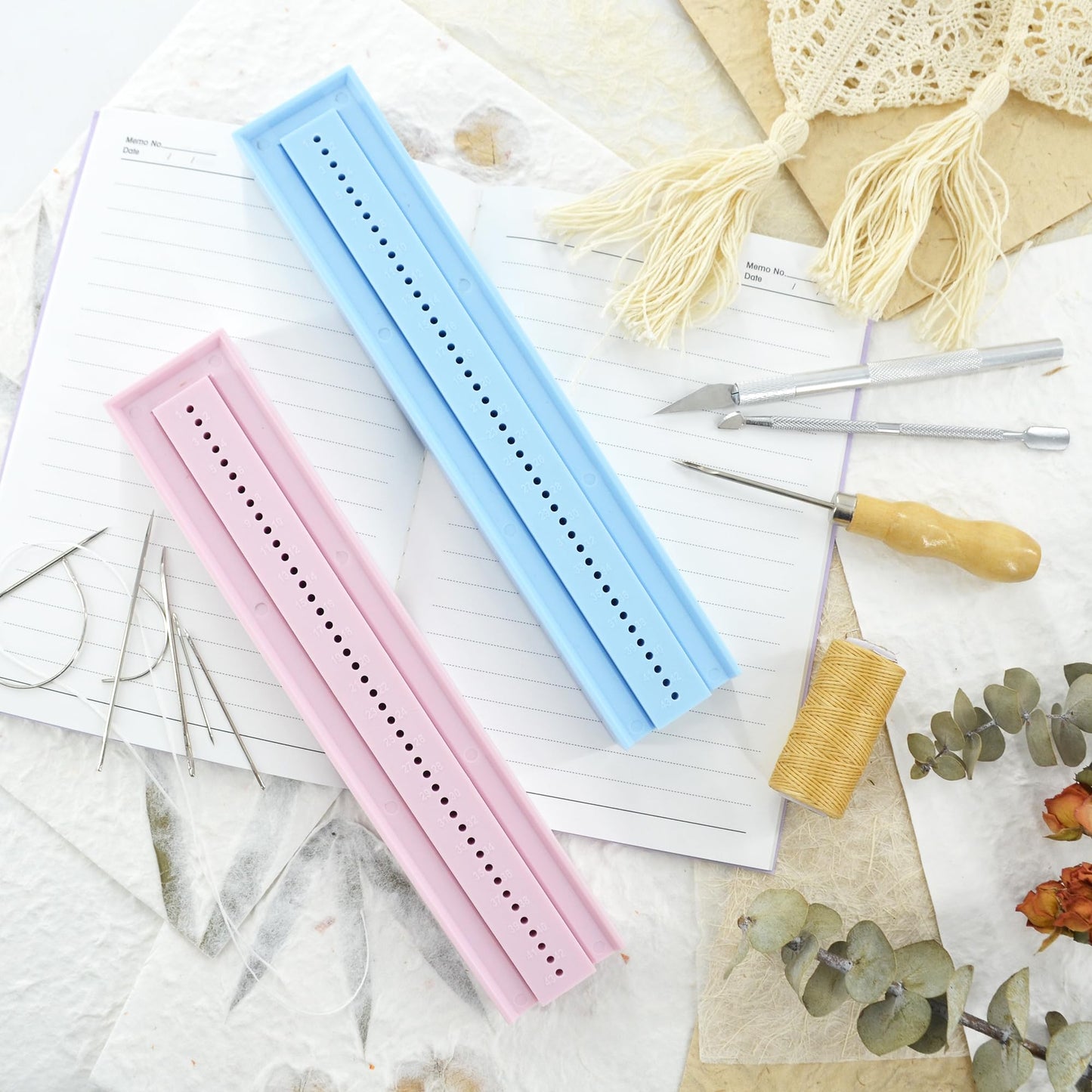 UPTTHOW Signature Punching Tools for Bookbinding Supplies with an Awl and Cradle for Starter, Plastic Easy Scrapbooking Kits for DIY Crafts, Notebook, Journals, Planners, Blue