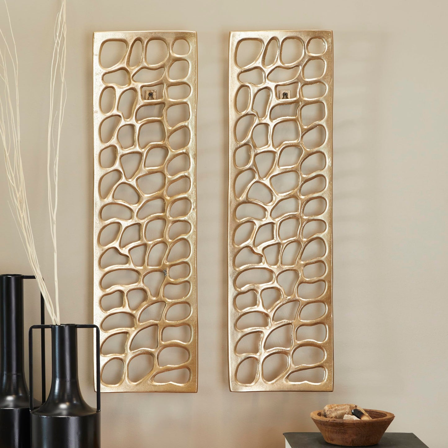 Deco 79 Aluminum Metal Abstract Home Wall Decor Cutouts Wall Sculpture, Set of 2 Wall Art 7"W, 22"H, Gold