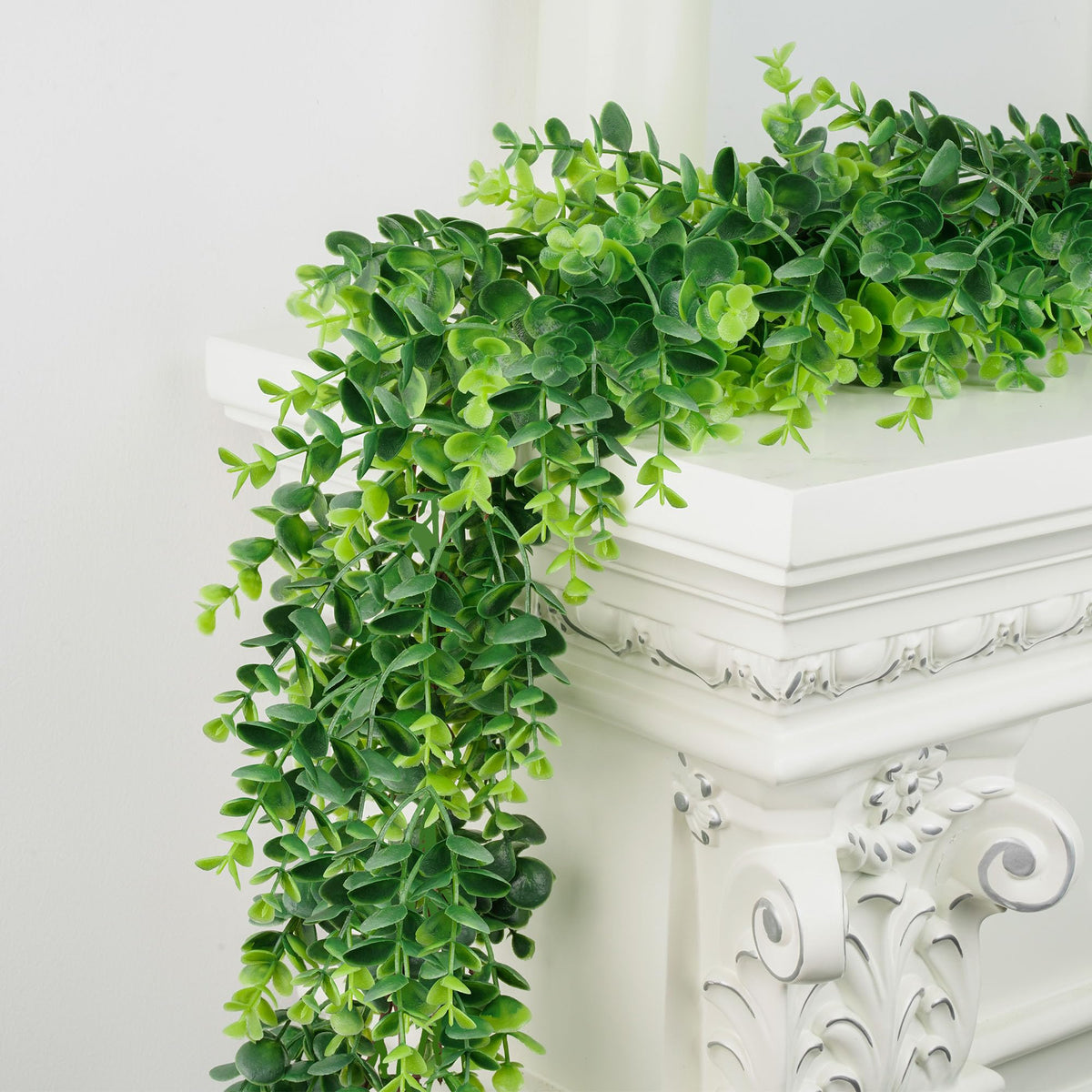 DDHS Artificial Boxwood Garland, 6FT Fake Plant Greenery Eucalyptus Garland Faux Vines Hanging Plant Green Artificial Boxwood Plants for UV Outdoor Indoor Wedding Backdrop Wall Table Farmhouse Party
