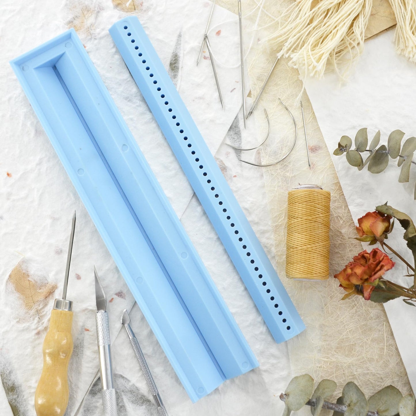 UPTTHOW Signature Punching Tools for Bookbinding Supplies with an Awl and Cradle for Starter, Plastic Easy Scrapbooking Kits for DIY Crafts, Notebook, Journals, Planners, Blue