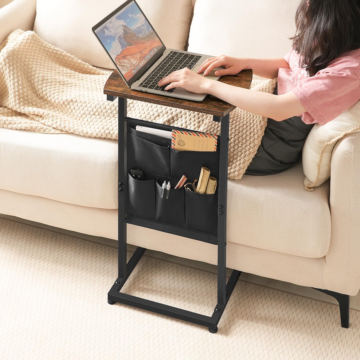 HOOBRO C Shaped End Table, 28.3" Side Table for Small Spaces, Couch Table with Storage Bag, Slide Under Sofa Side Table, for Living Room, Bedroom, Rustic Brown and Black BF40SF01