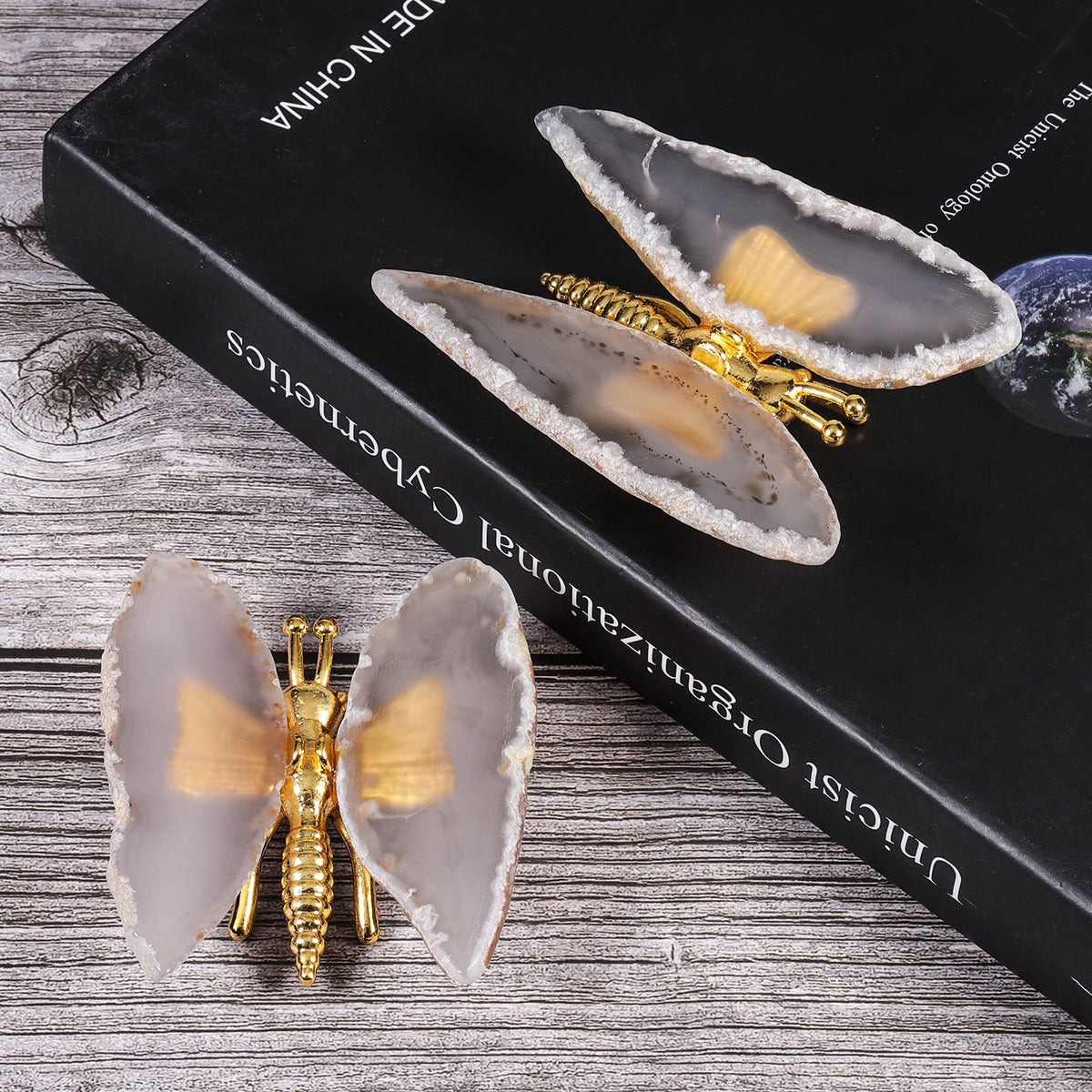 Rockcloud 10 Pcs Agate Light Table Slices Healing Crystals Geode Stones, Set of 2 Agate Slices Butterfly Decorative Ornament Butterfly Stand Figurine Collection for Home Office Desktop Decor