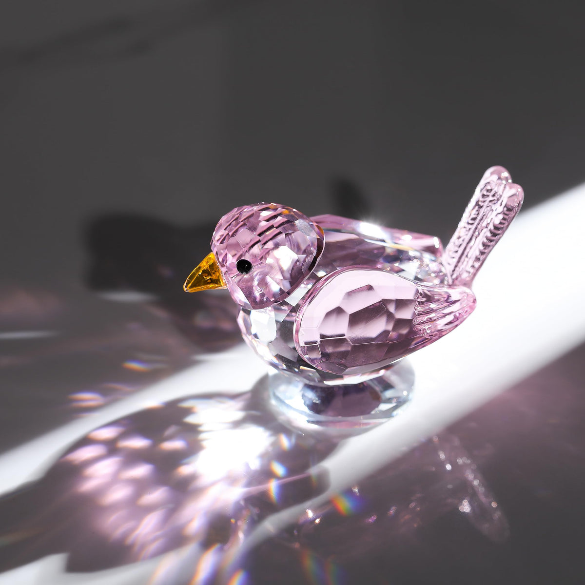 Qianwei Pink Crystal Bird Figurine Collectible - Handmade Glass Animals Figurines Crystal Office Desk Table Home Decor Paperweight