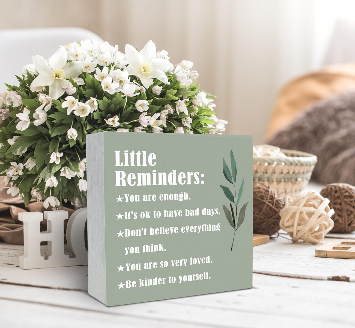 SRADMO Inspirational Little Reminders Wood Box Sign Desk Decor, Inspirational Desk Decor, College Motivational Positive Affirmation Gifts Box Sign For Office Home Dorm Tabletop Shelf Decoration(Greeen)