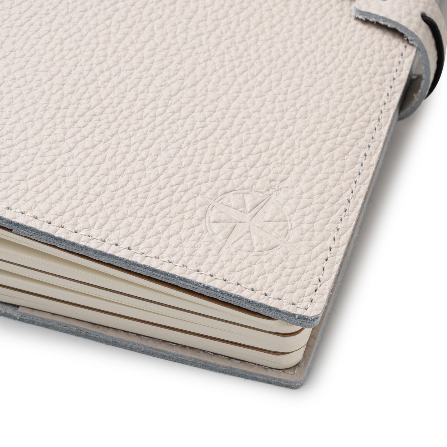 WANDERINGS A5 Travelers Notebook with Pockets, Oat Colour - Genuine Leather Journal, 6"x8.5"/15cmx22cm. Refillable Travel Journal Rugged Enough to Capture All Life's Adventures. 120 GSM Blank Inserts