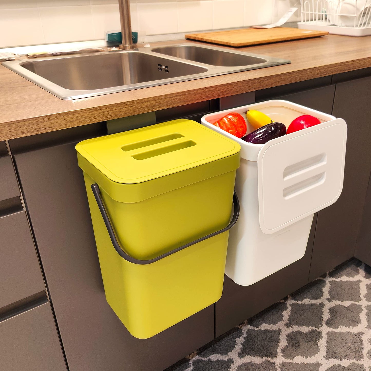 stonespace Small Trash Can with Lid，Mountable Indoor Compost Bucket, Hanging Trash Can with Lid for Cupboard/Bathroom/Bedroom/Office/Camping, 3.2 Gallon/12L Green