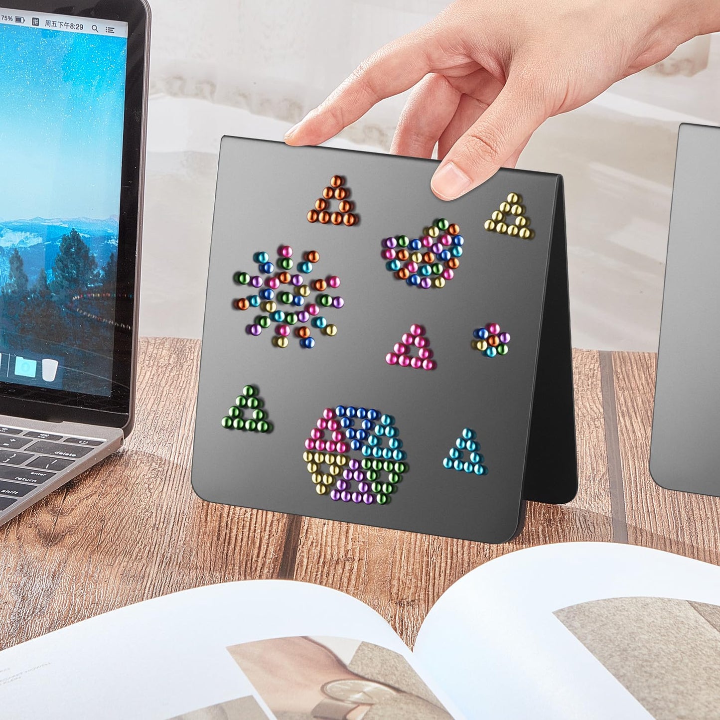 Gersoniel Magnet Display Stand Balls Magnetic Display Board Black Metal Magnet Board Stand Desk Easel Board for Bulletin Table Top Beads Balls for Showing Off (Magnetic Beads Not Included) (2 Pack)